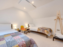 bedroom.jpg
