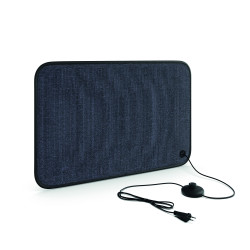 Heating mat with plug cable