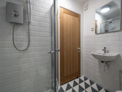 shower.jpg